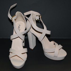 Rue 21 Light Pink/Nude Heels Size 9